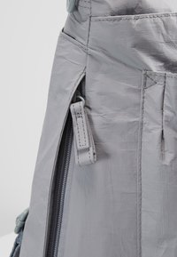 Lässig TYVE BACKPACK WICKELRUCKSACK - Torba za presvlačenje beba - grey