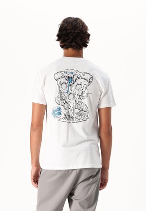 Santa Cruz BRAUN FEVER DREAM UNISEX - Camiseta estampada - white