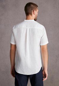 Next SIGNATURE SHORT SLEEVE  - Košeľa - white