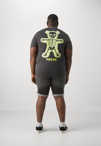 Jack & Jones JJIRICK JJICON - Jeansshort - black denim
