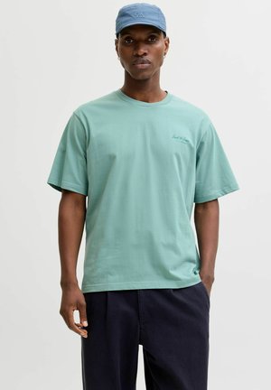 EARCHIVE GRAPHIC TEE SS O-NECK  - Camiseta básica - mineral blue