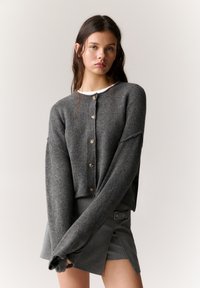 PULL&BEAR BUTTONED - Gilet - dark grey