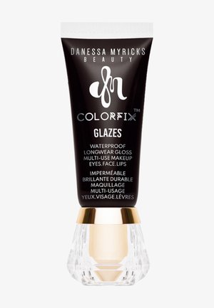 Danessa Myricks Beauty - Rozświetlacz