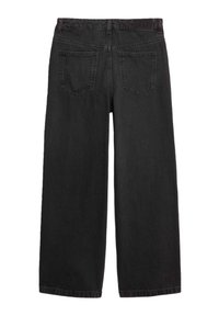 Vaqueros de mezclilla negros de pierna ancha con bolsillos traseros, pasadores para cinturón y costuras visibles, mostrados desde la parte trasera sobre un fondo blanco.