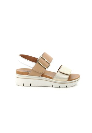 Sandalo espadrillas vegano Xti giallo con zeppa in juta