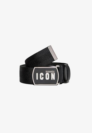 Schwarzer Stoffgürtel mit strukturierter Oberfläche, ausgestattet mit einer schwarzen rechteckigen Schnalle, die das Wort "ICON" in weißen Buchstaben geprägt hat.