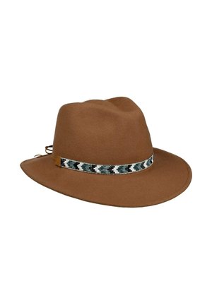 Brauner Filz-Fedora-Hut mit breiter Krempe und einem schwarz-weiß-türkis gemusterten, perlenverzierten Band am Hutgrund.