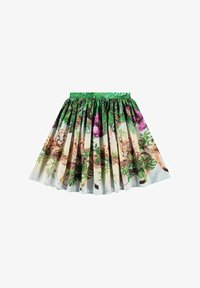 Selezionato, fluffy pumas