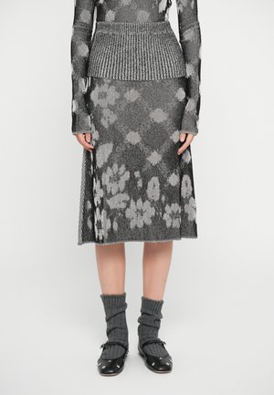 ILLUSION LONG SKIRT - Jupe trapèze - black/white