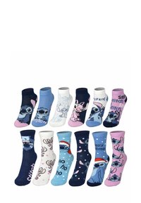 Set di 12 calzini di cotone colorati con vari design di personaggi dei cartoni animati, tra cui Stitch e Angel, in diverse tonalità di blu, rosa e navy.