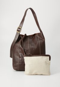 PANEL MAE BUCKLE BAG SET - Shopping bag - chocolate torte