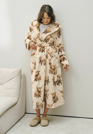 Next, PETITE FIT - COSY DRESSING GOWN - Badekåber - ecru hamish the highland cow