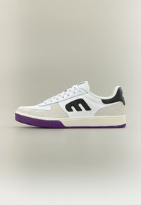 Δεν επιλέχθηκε, white/purple