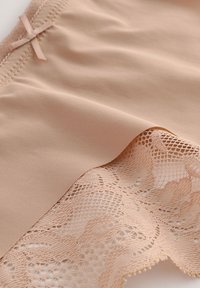 Ikke valgt, black white praline nude