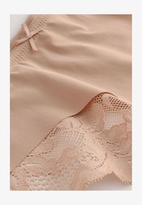 Valimata, black white praline nude