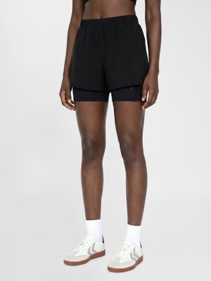 Hummel, HUMMEL HMLHIIT INTENSITY W 2 IN 1 SHORTS - Sports shorts - black