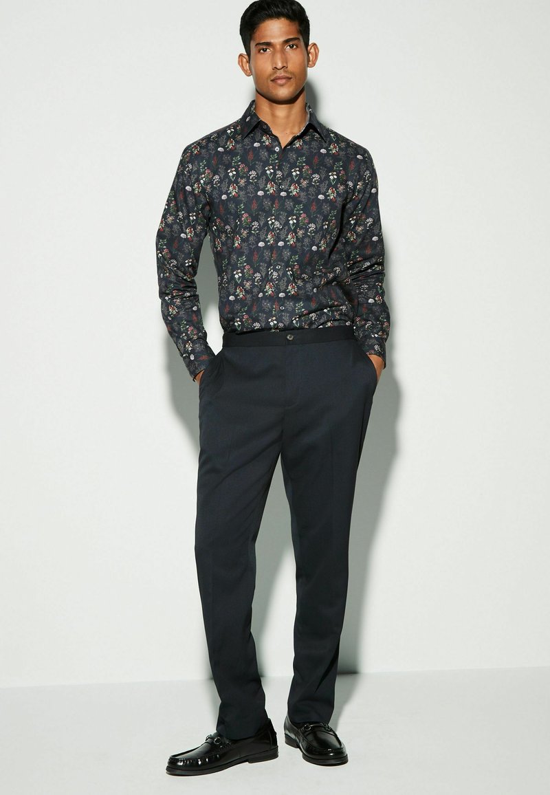 Next REGULAR FIT niebieski