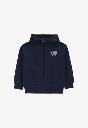 Granatowa dziecięca bluza z kapturem na zamek, z przednimi kieszeniami, ściągaczami na rękawach oraz pikselowym wzorem w kolorach niebieskim, białym i pomarańczowym na piersi.