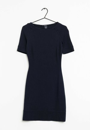 Vestito aderente blu navy realizzato in tessuto liscio, con scollo rotondo, maniche corte e orlo con una sottile trama a coste.