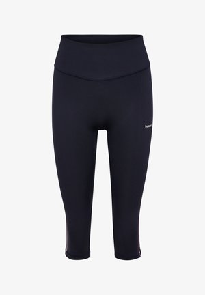 Schwarze kurze Sportleggings mit hohem Bund und kleinem weißem Logo am linken Oberschenkel.