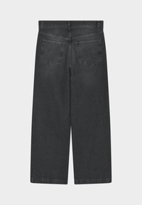 Černé denimové culottes s vysokým pasem, širokými nohavicemi a dvěma zadními kapsami, s čistým, minimalistickým designem a pevnými švy.