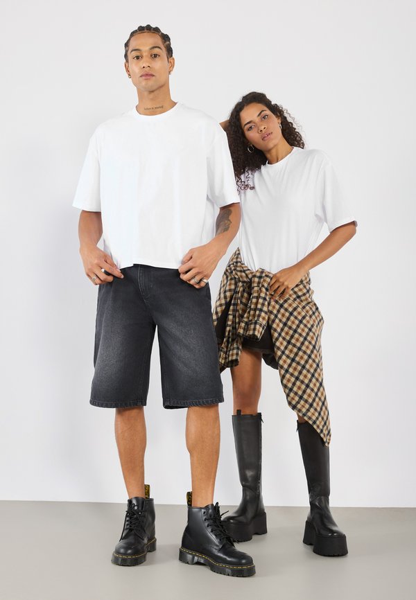 UNISEX BASIC BOXY CROPPED T SHIRT - Basic T-shirt4