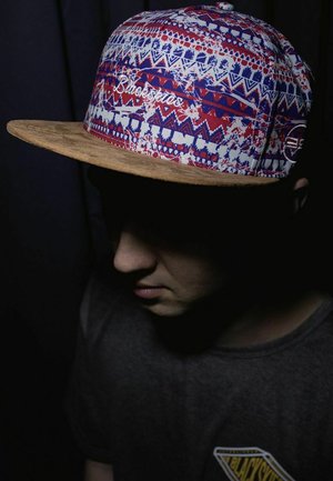 AZTEC - Gorra - blau/braun/ rot/weiß