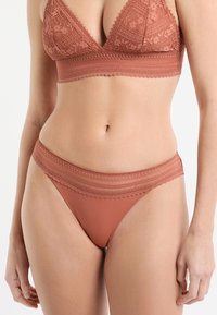 Non sélectionné, dune