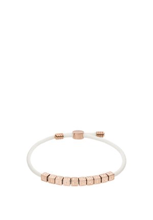 Weißes geflochtenes Cord-Armband mit roségoldenen Metallperlen, die "LIEBESKIND" buchstabieren, mit rundem magnetischem Verschluss und strukturierten Perlakzenten.