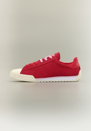 CHUCK TAYLOR UNISEX - Sneakers laag - red/new found bloom/egret