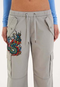 Ed Hardy TWISTED DRAGON  - Cargohose - grey
