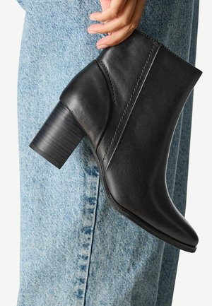 Marco Tozzi Bottines - black