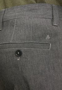 Thumbnail Image 6