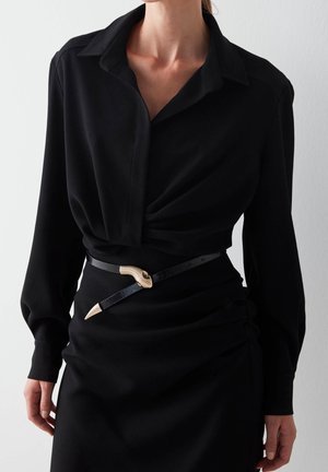 Overhemdblouse - black
