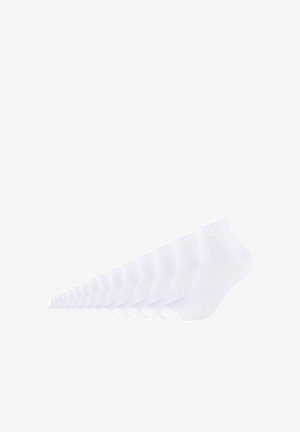 Weiße Knöchelsocken in einem sich wiederholenden Muster angeordnet, mit einem strukturierten, gerippten Bündchen und einem glatten Strickkörper.