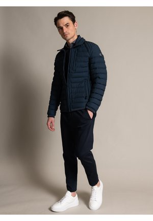 Winterjacke - marine