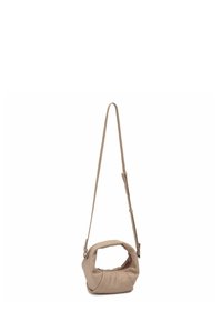 Beige zachte leren crossbodytas met geplooide details en verstelbare dunne riem, getoond tegen een witte achtergrond.