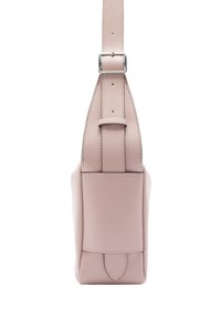 Różowa skórzana torebka o prostokątnym kształcie, z regulowanym paskiem i detalami przeszycia. Posiada przednią kieszeń i gładką fakturę.