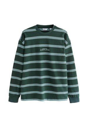 Vihreä pitkähiha-shirt, jossa on valkoisia ja vaaleansinisiä vaakaraitoja. Kyljessä käytetään pyöreää kaula-aukkoa, ja edessä on teksti "OREGON PORTLAND".