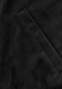Next REGULAR FIT - Chaquetas bomber - black