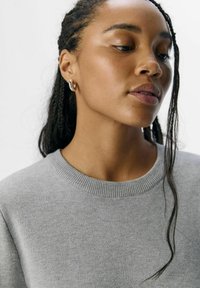 Object OBJREYNARD O-NECK NOOS - Strickpullover - light grey melange