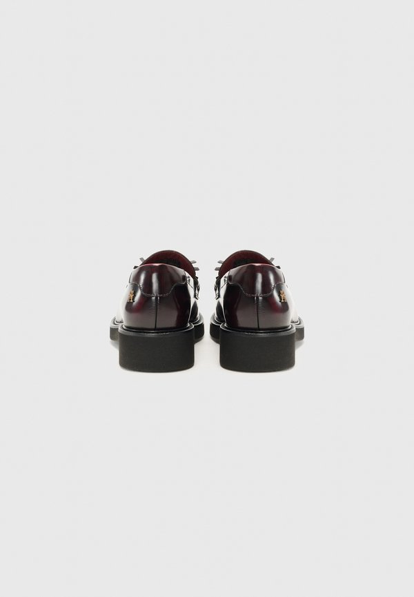 TASSEL SQUARISH - Moccasins - rouge3