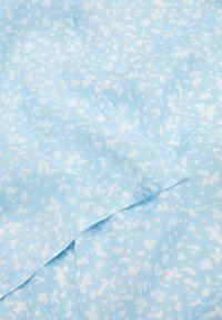 s.Oliver MIT FLORALEM - Sjaal - hellblau