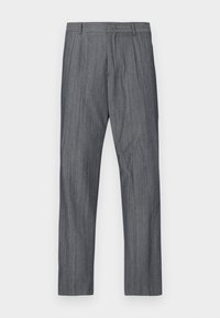 Calças cinza cortadas à medida com um padrão sutil de riscas finas. Apresentam pregas na cintura e um corte de perna reta, confeccionadas com um tecido suave.