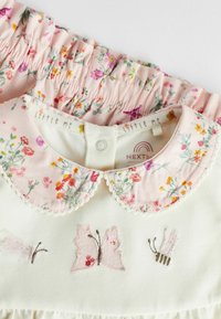 Next 2 PIECE BABY SET  - REGULAR FIT - Šortky - pink white floral