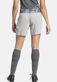 adidas Performance TIRO24 SHORTS WOMEN - Short de sport - grauweiss