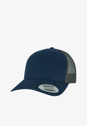Marineblå snapback-kasket med en struktureret front, mesh bag og grå detaljer. Har et rundt logo-tag på venstre for- side.