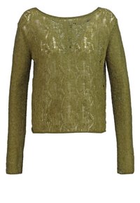 Pull en maille vert olive à manches longues avec un motif lâche et semi-transparent.
