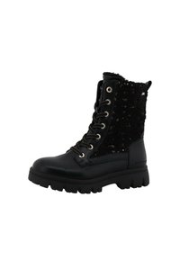 Stivaletti alla caviglia neri con lacci, dotati di una tomaia nera testurizzata, dettagli in pelle lucida e suola in gomma robusta. Presentano occhielli metallici e una linguetta per facilitare la calzata.