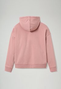 Sudadera rosa con capucha, hecha de tela suave, presenta un ajuste relajado, puños acanalados y una textura suave con una costura central en la espalda.